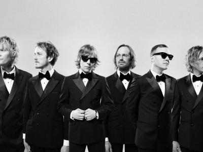 CAGE THE ELEPHANT NOS EMOCIONA CON “DYING IN REVERSE”